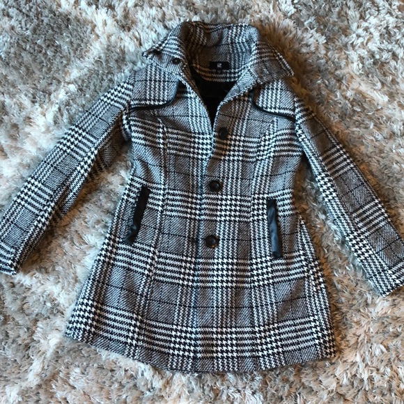 IZ Byer women’s peacoat XS - Picture 3 of 7